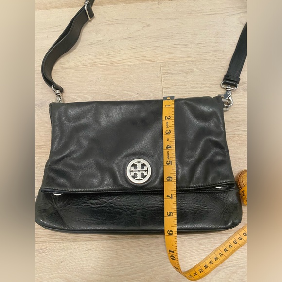 Tory Burch Black Crossbody Purse with Silver Hardware. Convertible Straps - Picture 14 of 15